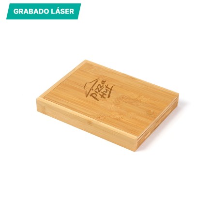 Set para quesos y vino Tremat puede ir personalizado con el logotipo de la empresa mediante un grabado láser